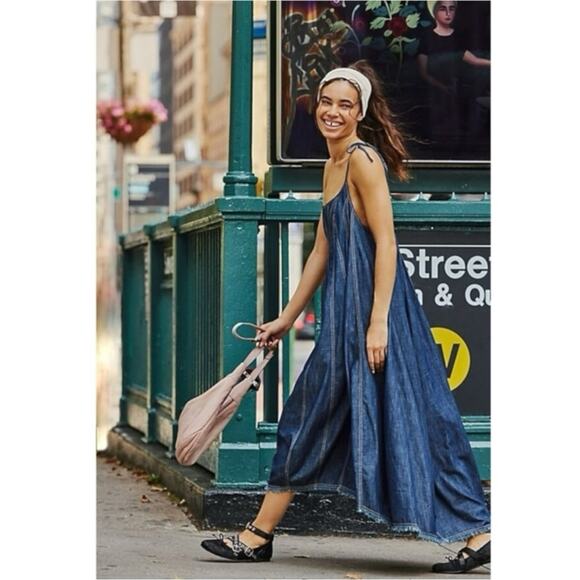 Free People Denim Dreams Midi Maxi Dress in 70s Blue Size Medium Jean Jumper - Picture 9 of 14